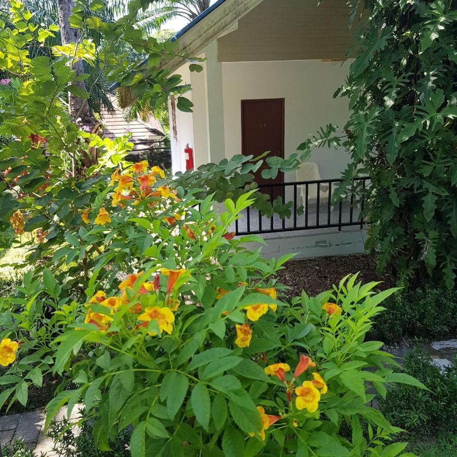 Groovy Bungalows Ao Nang Екстер'єр фото